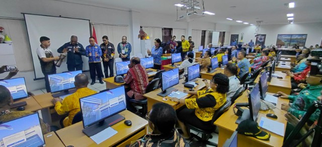 1.390 ASN Pemkot Jayapura Ikuti ProASN Tahap II, Abisai Rollo: Jabatan Harus Sesuai Talenta